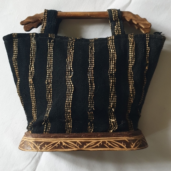 Wood handle/base hand bag - Picture 3 of 5